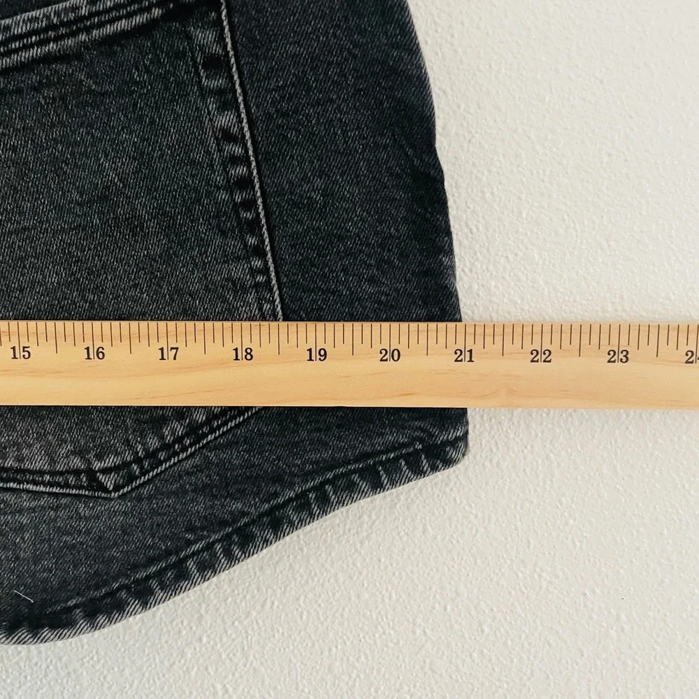 NWT Good American High Rise Denim Booty Short 1.5" Black Summer Sexy Women 12/31 - Picture 7 of 8